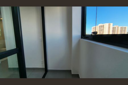 Varanda  de apartamento para alugar com 2 quartos, 56m² em Barra Olímpica, Rio de Janeiro