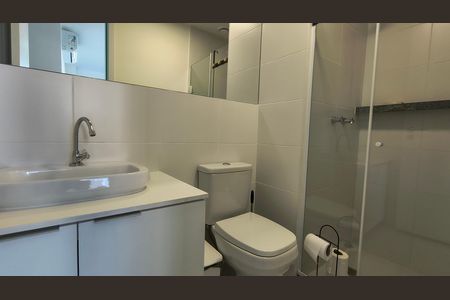 Apartamento para alugar com 56m², 2 quartos e 1 vaga Apartamento para alugar com 56m², 2 quartos e 1 vagaBanheiro da Suíte