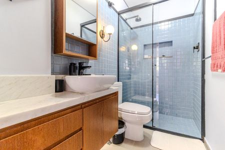 Apartamento à venda com 194m², 3 quartos e 1 vaga Apartamento à venda com 194m², 3 quartos e 1 vagaBanheiro Social
