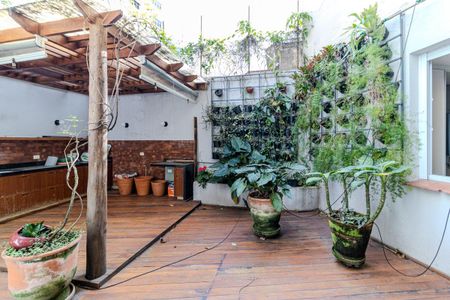 Apartamento à venda com 194m², 3 quartos e 1 vaga Apartamento à venda com 194m², 3 quartos e 1 vagaGarden