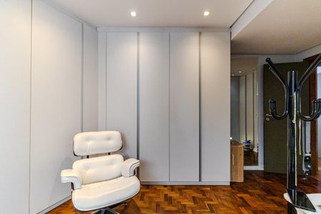 Apartamento à venda com 194m², 3 quartos e 1 vaga Apartamento à venda com 194m², 3 quartos e 1 vagaSuíte