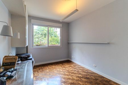 Apartamento à venda com 194m², 3 quartos e 1 vaga Apartamento à venda com 194m², 3 quartos e 1 vagaQuarto 1