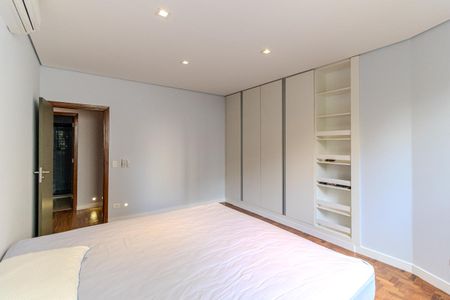 Apartamento à venda com 194m², 3 quartos e 1 vaga Apartamento à venda com 194m², 3 quartos e 1 vagaQuarto 2