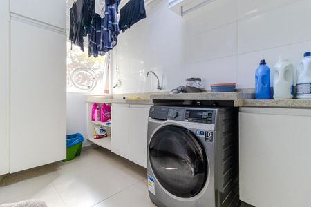 Apartamento à venda com 194m², 3 quartos e 1 vaga Apartamento à venda com 194m², 3 quartos e 1 vagaÁrea de Serviço