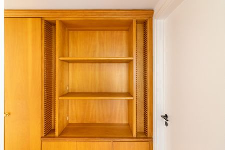 Apartamento para alugar com 110m², 3 quartos e 2 vagasCorredor - Armário