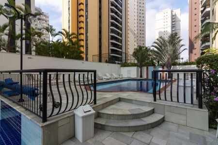Apartamento para alugar com 110m², 3 quartos e 2 vagasÁrea comum - Piscina