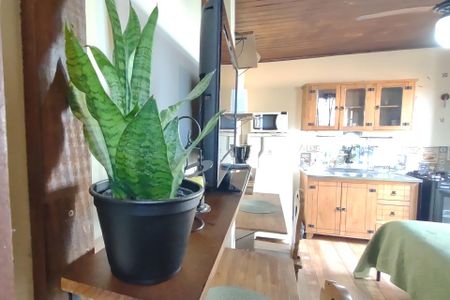 Casa de condomínio para alugar com 40m², 1 quarto e sem vaga Casa de condomínio para alugar com 40m², 1 quarto e sem vagaSala