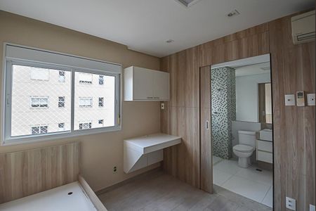 Apartamento à venda com 234m², 4 quartos e 4 vagasQuarto 2 - Suíte