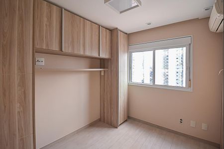 Apartamento à venda com 234m², 4 quartos e 4 vagasQuarto 4 - Suíte