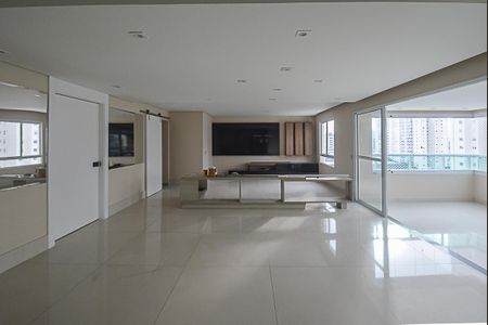 Apartamento à venda com 234m², 4 quartos e 4 vagasSala