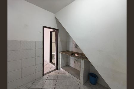 Casa para alugar com 60m², 1 quarto e sem vaga