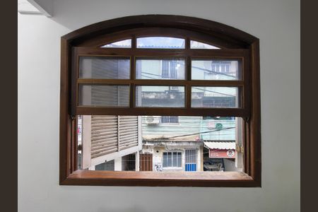 Casa para alugar com 60m², 1 quarto e sem vaga