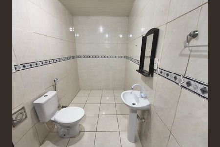 Casa para alugar com 60m², 1 quarto e sem vaga