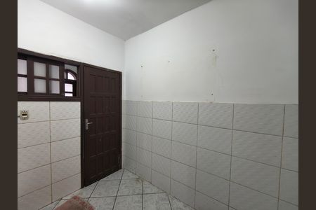 Casa para alugar com 60m², 1 quarto e sem vaga