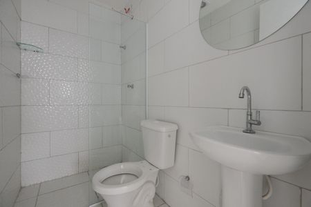 Apartamento para alugar com 38m², 2 quartos e sem vaga Apartamento para alugar com 38m², 2 quartos e sem vagaBanheiro