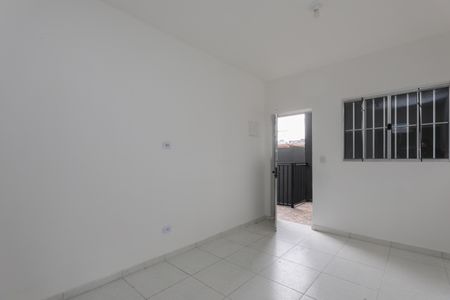 Sala de apartamento para alugar com 2 quartos, 38m² em Parque Regina, São Paulo