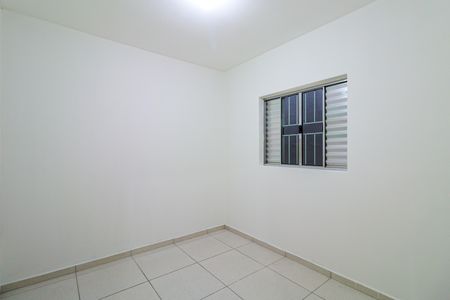 Casa para alugar com 38m², 2 quartos e sem vaga