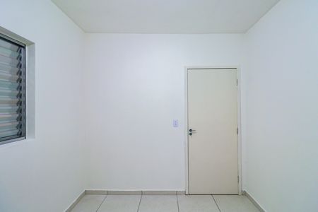 Casa para alugar com 38m², 2 quartos e sem vaga
