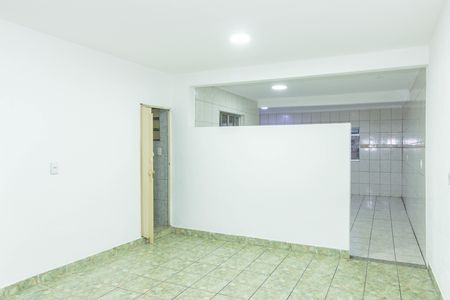 Casa para alugar com 160m², 3 quartos e 1 vaga Casa para alugar com 160m², 3 quartos e 1 vagaSala