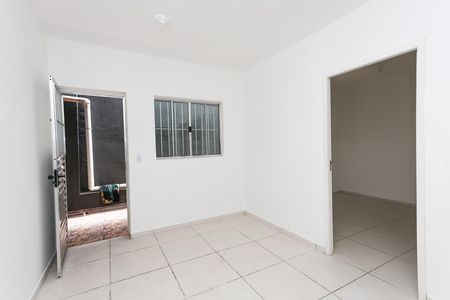 sala  de casa para alugar com 2 quartos, 38m² em Parque Regina, São Paulo