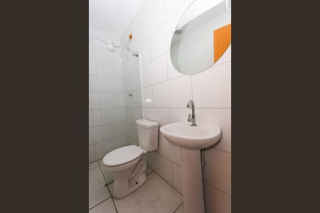Casa para alugar com 38m², 2 quartos e sem vaga Casa para alugar com 38m², 2 quartos e sem vagaBanheiro
