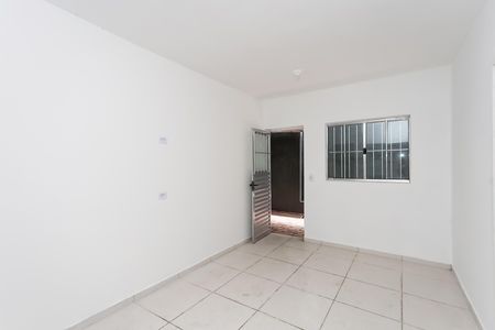 sala  de casa para alugar com 2 quartos, 38m² em Parque Regina, São Paulo