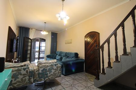 Casa à venda com 250m², 4 quartos e 2 vagasSala