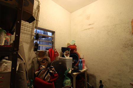 Casa à venda com 250m², 4 quartos e 2 vagasQuarto área de serviço