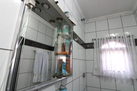 Casa à venda com 250m², 4 quartos e 2 vagasBanheiro da Suíte