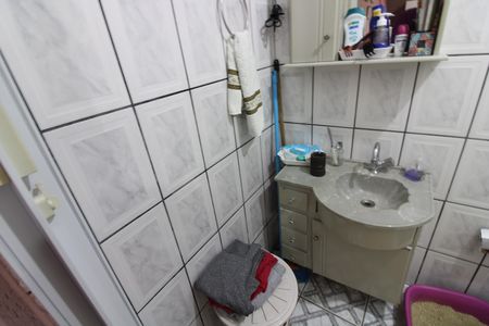 Casa à venda com 250m², 4 quartos e 2 vagasSuíte Externa banheiro
