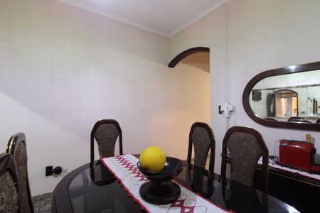 Casa à venda com 250m², 4 quartos e 2 vagasSala de Jantar