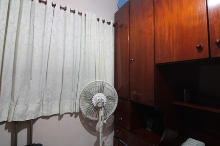 Casa à venda com 250m², 4 quartos e 2 vagasQuarto 2
