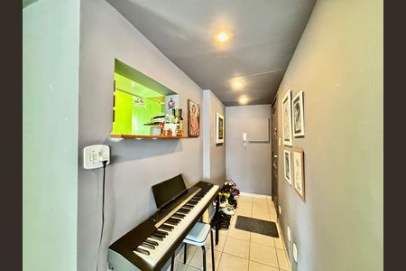 Apartamento à venda com 48m², 1 quarto e 1 vaga Apartamento à venda com 48m², 1 quarto e 1 vagaSala