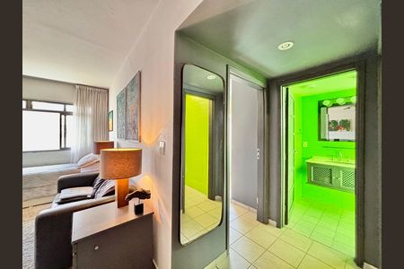Apartamento à venda com 48m², 1 quarto e 1 vaga Apartamento à venda com 48m², 1 quarto e 1 vagaSala