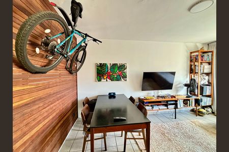 Apartamento à venda com 48m², 1 quarto e 1 vaga Apartamento à venda com 48m², 1 quarto e 1 vagaSala