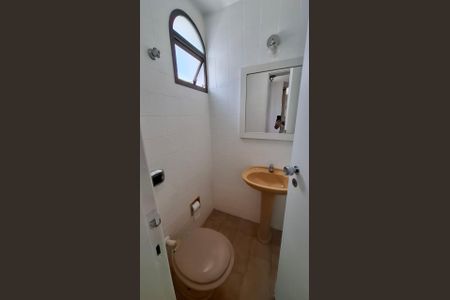 Apartamento para alugar com 150m², 3 quartos e 3 vagas Apartamento para alugar com 150m², 3 quartos e 3 vagasBanheiro