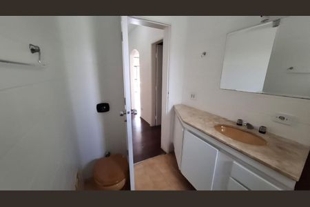 Apartamento para alugar com 150m², 3 quartos e 3 vagas Apartamento para alugar com 150m², 3 quartos e 3 vagasBanheiro
