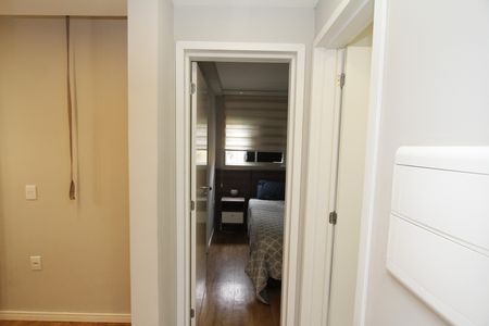 Apartamento à venda com 87m², 2 quartos e 2 vagasCorredor
