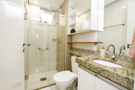 Apartamento à venda com 87m², 2 quartos e 2 vagasBanheiro Social