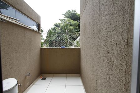 Apartamento à venda com 87m², 2 quartos e 2 vagasVaranda da Sala
