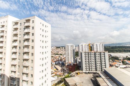 Vista da Sacada de apartamento para alugar com 2 quartos, 44m² em Vila Sul Americana, Carapicuíba