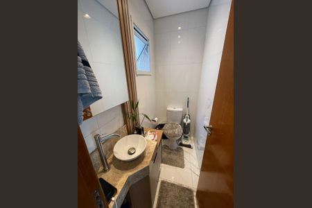 Apartamento à venda com 150m², 3 quartos e 2 vagas Apartamento à venda com 150m², 3 quartos e 2 vagasBanheiro