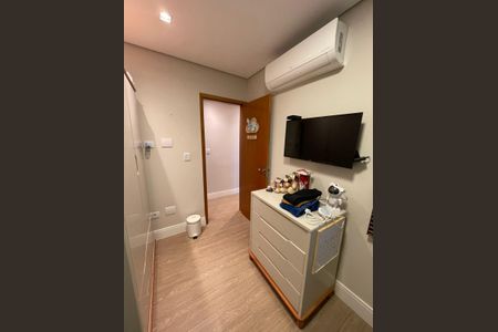 Apartamento à venda com 150m², 3 quartos e 2 vagas Apartamento à venda com 150m², 3 quartos e 2 vagasQuarto 1