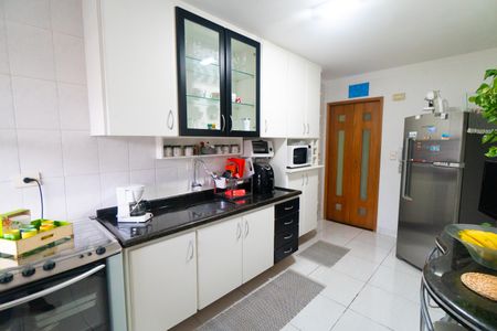 Apartamento à venda com 73m², 2 quartos e 1 vaga Apartamento à venda com 73m², 2 quartos e 1 vagaCozinha