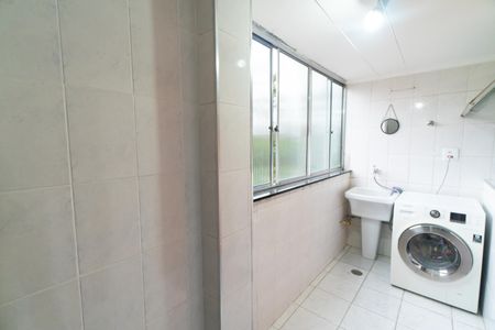 Apartamento à venda com 73m², 2 quartos e 1 vaga Apartamento à venda com 73m², 2 quartos e 1 vagaÁrea de Serviço