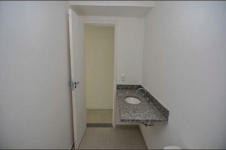 Apartamento à venda com 86m², 1 quarto e 1 vaga Apartamento à venda com 86m², 1 quarto e 1 vagaBanheiro
