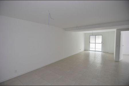 Apartamento à venda com 86m², 1 quarto e 1 vaga Apartamento à venda com 86m², 1 quarto e 1 vagaSala