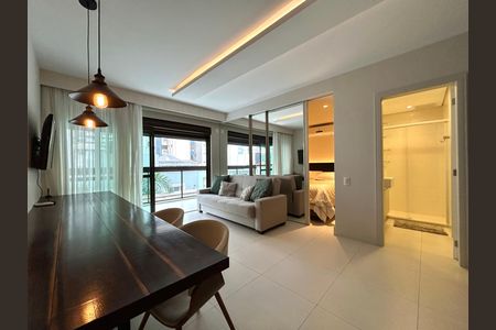 Apartamento para alugar com 56m², 1 quarto e 1 vagaSala