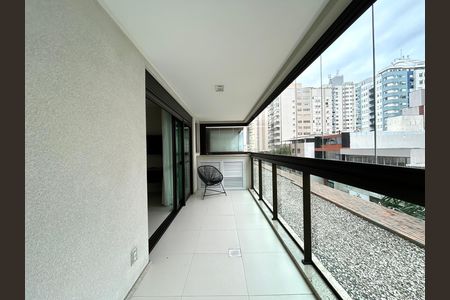 Apartamento para alugar com 56m², 1 quarto e 1 vagaVaranda