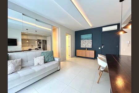 Apartamento para alugar com 56m², 1 quarto e 1 vagaSala